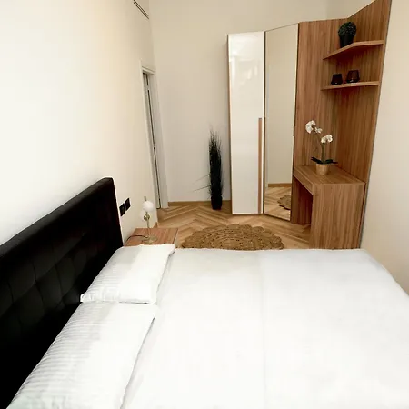 San Babila - Duomo Luxury Milanese 公寓 米兰